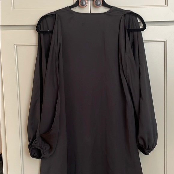 NWOT LOVERS + FRIENDS Black Gracie Open Long Sleeve Dress - Picture 6 of 7